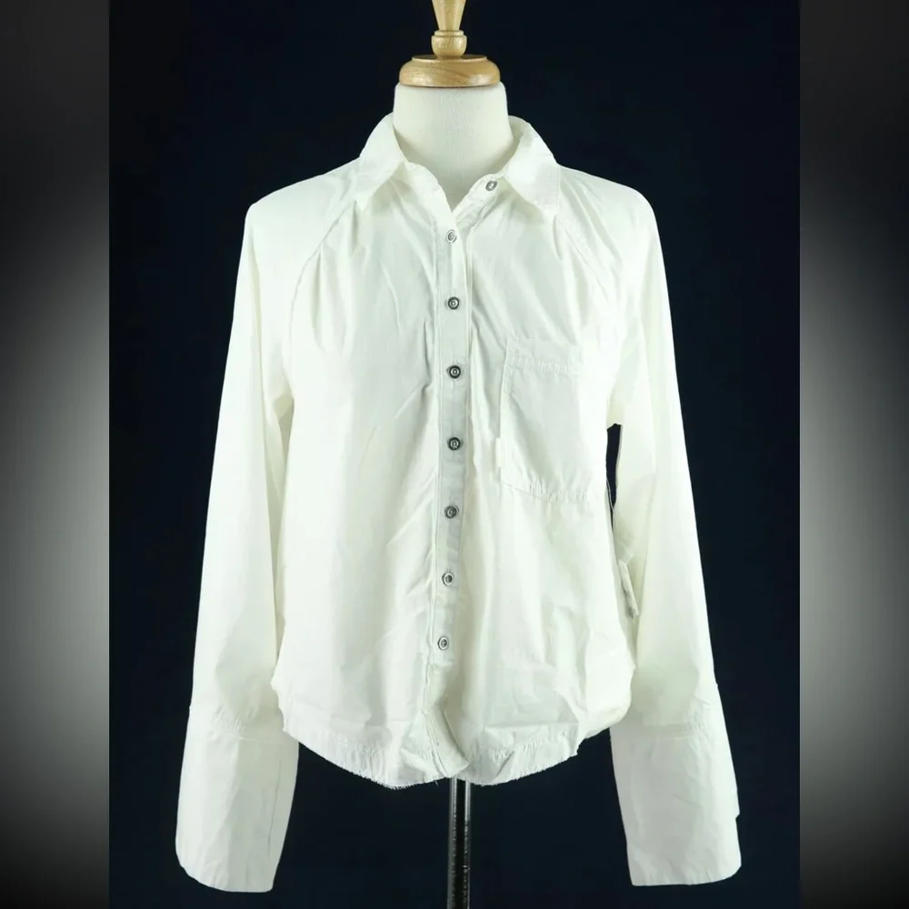 Free People We The Free White Cropped Long Flare Sleeve Button Up Size Medium - Picture 2 of 6